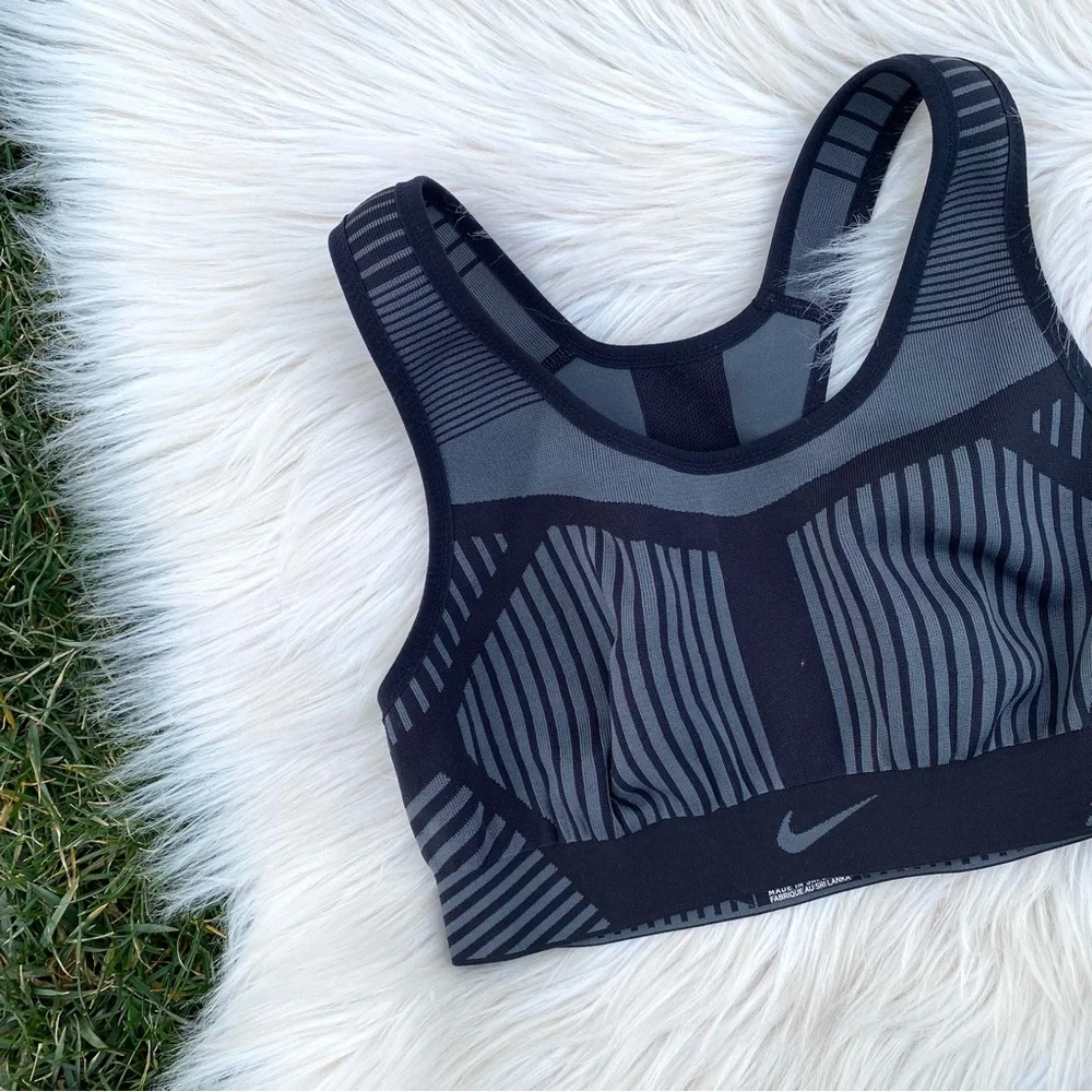 Nike black gray compression sports bra XS